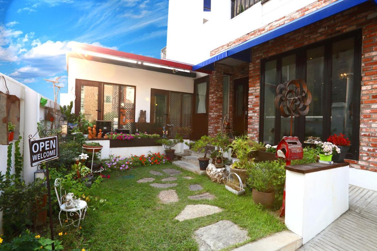 Yujung Guesthouse Jeonju Exterior photo